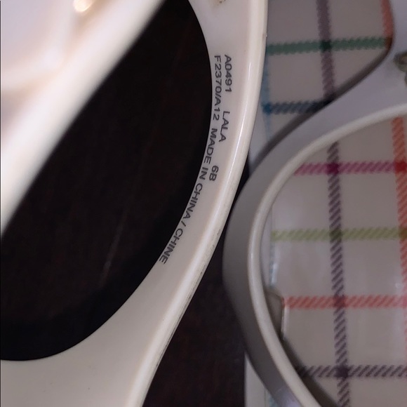 COACH LALA JELLY THONG SANDALS - Picture 4 of 7